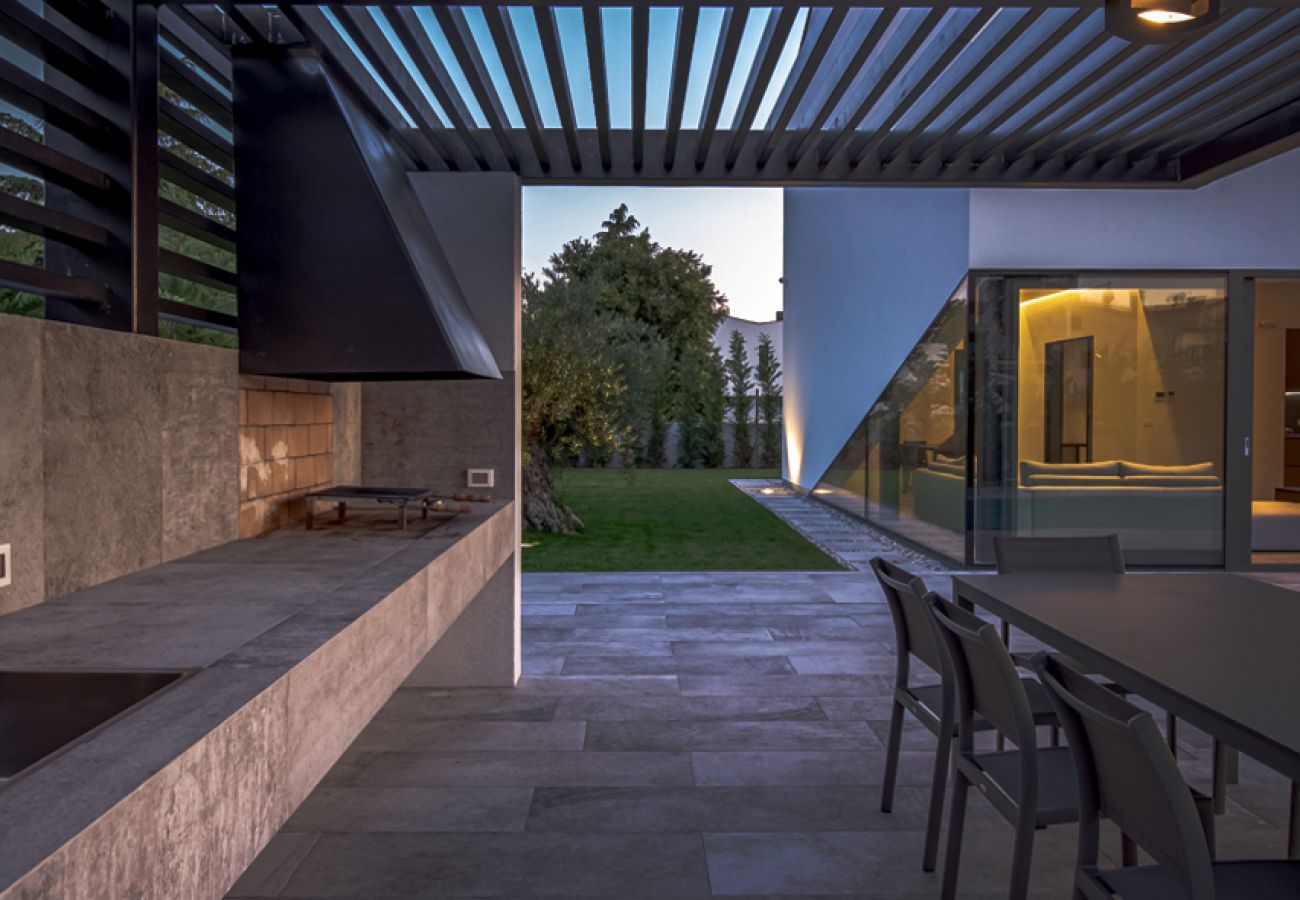 Villa in Fažana - Villa A with heated pool