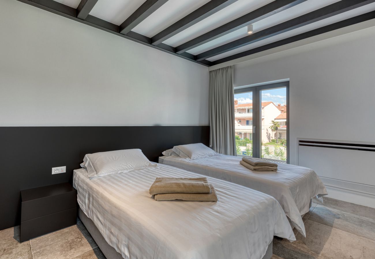 Villa in Fažana - Villa A with heated pool