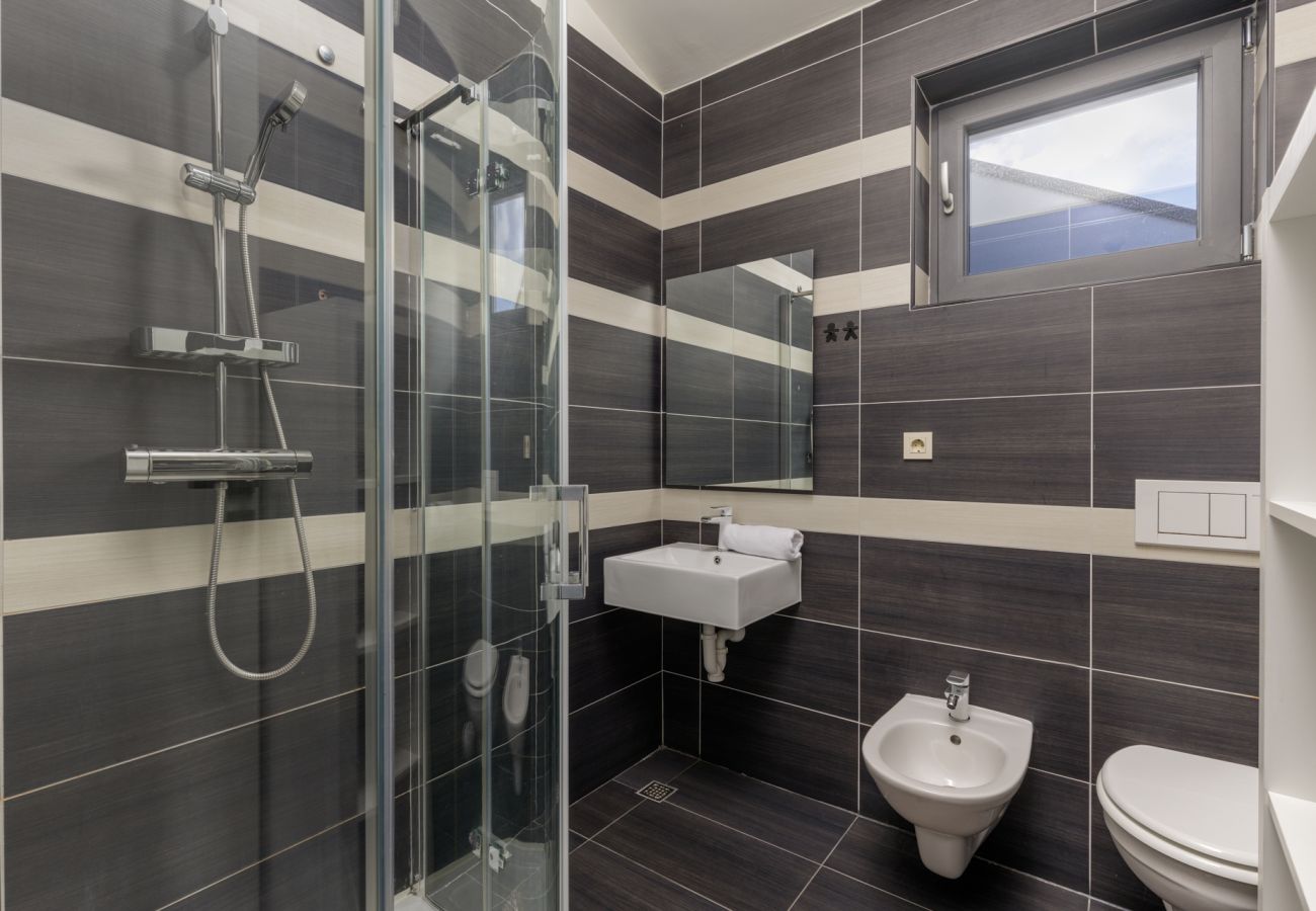 Villa in Barotul - Villa Bella with heated pool