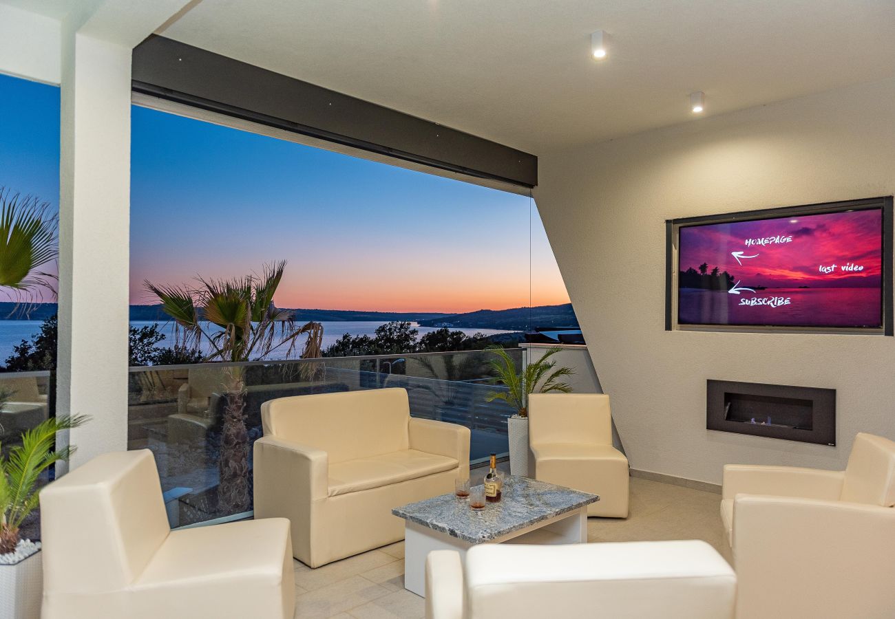 Villa in Maslenica - Villa Michelle with infinity pool