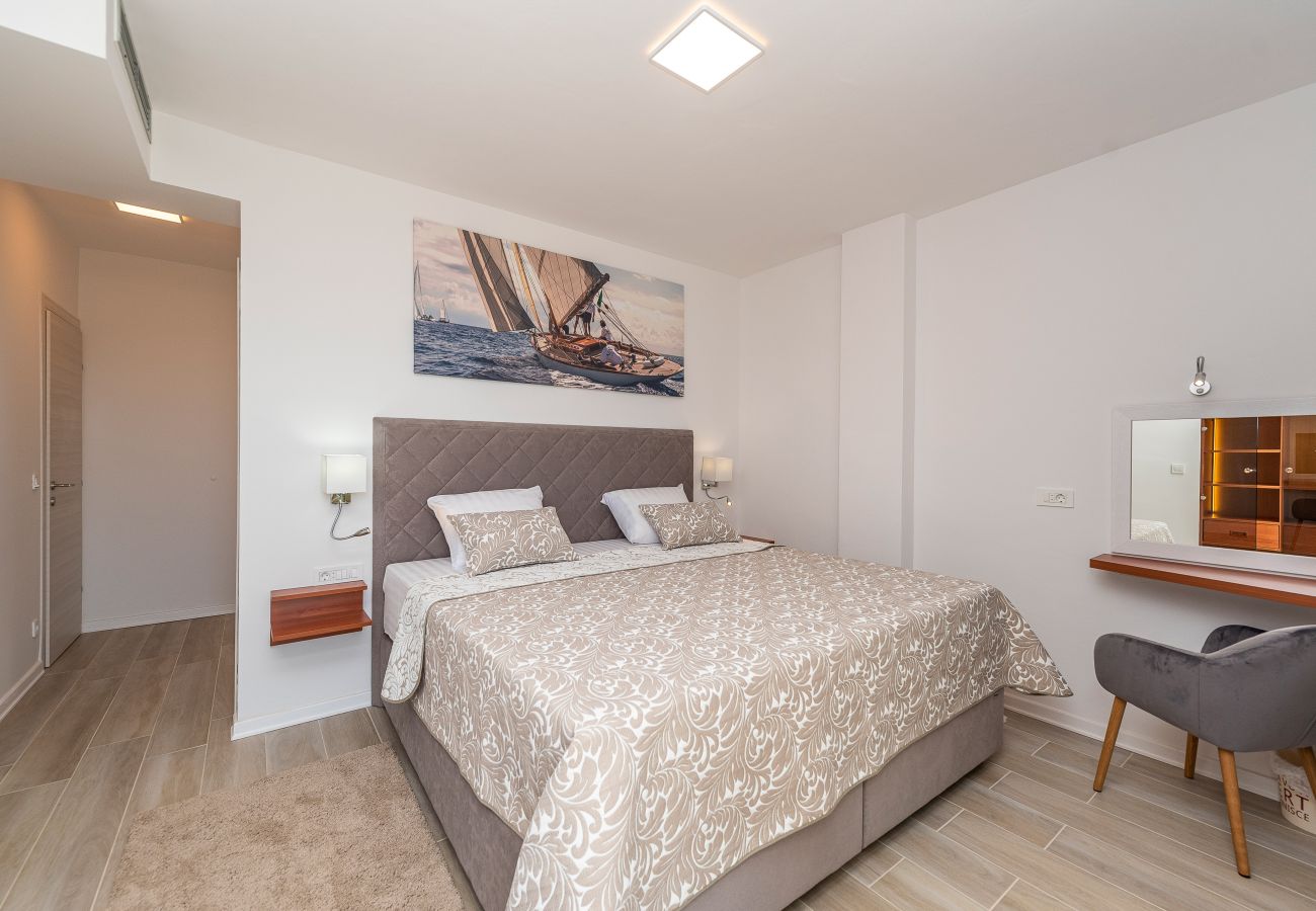 Villa in Maslenica - Villa Michelle with infinity pool