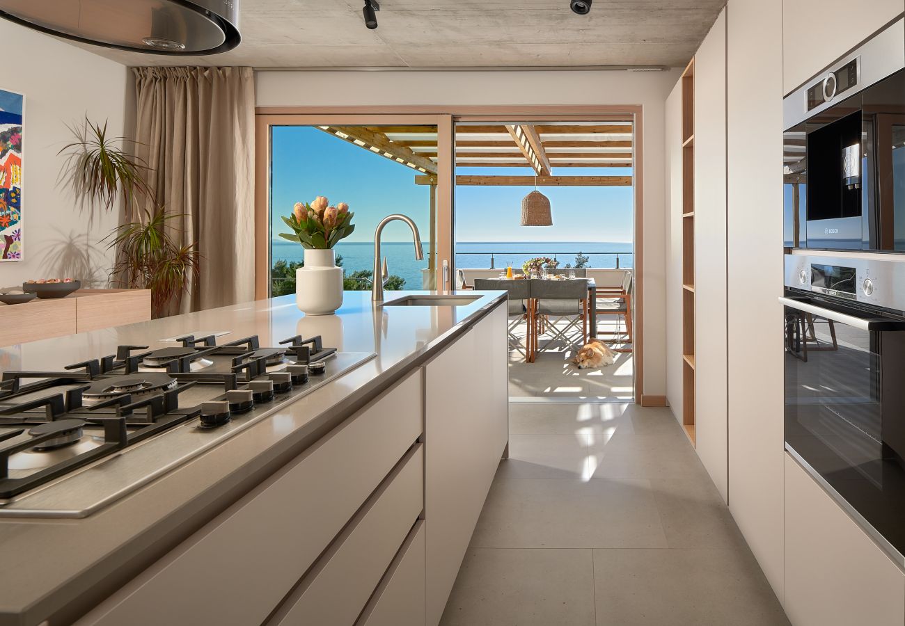 Villa in Sveta Nedjelja - Villa Bianca Hvar with a beautiful sea view