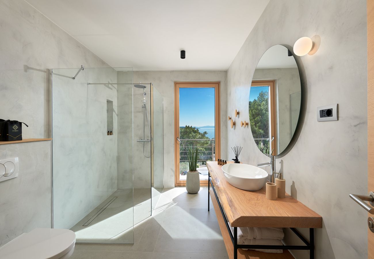 Villa in Sveta Nedjelja - Villa Bianca Hvar with a beautiful sea view