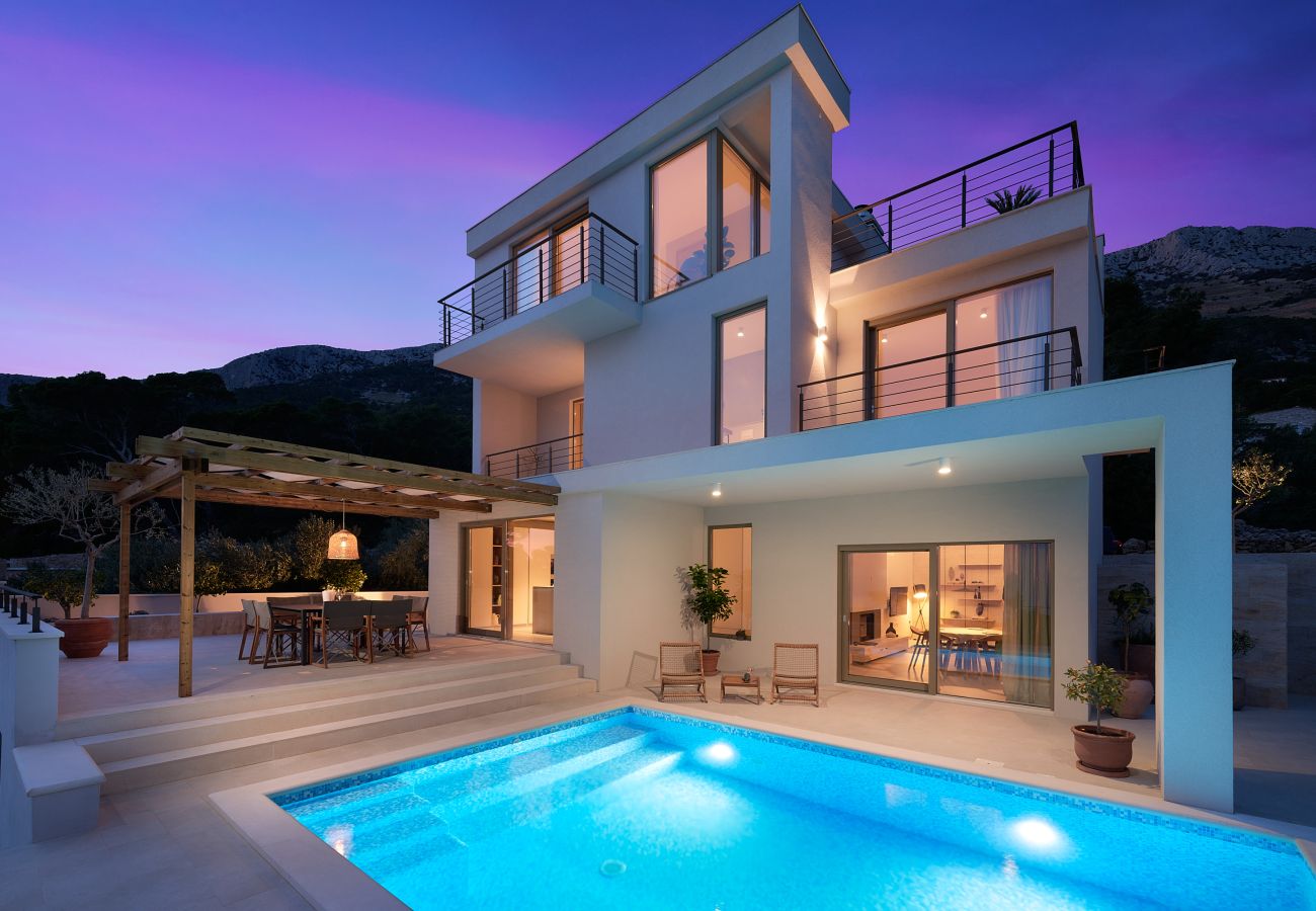 Villa in Sveta Nedjelja - Villa Bianca Hvar with a beautiful sea view