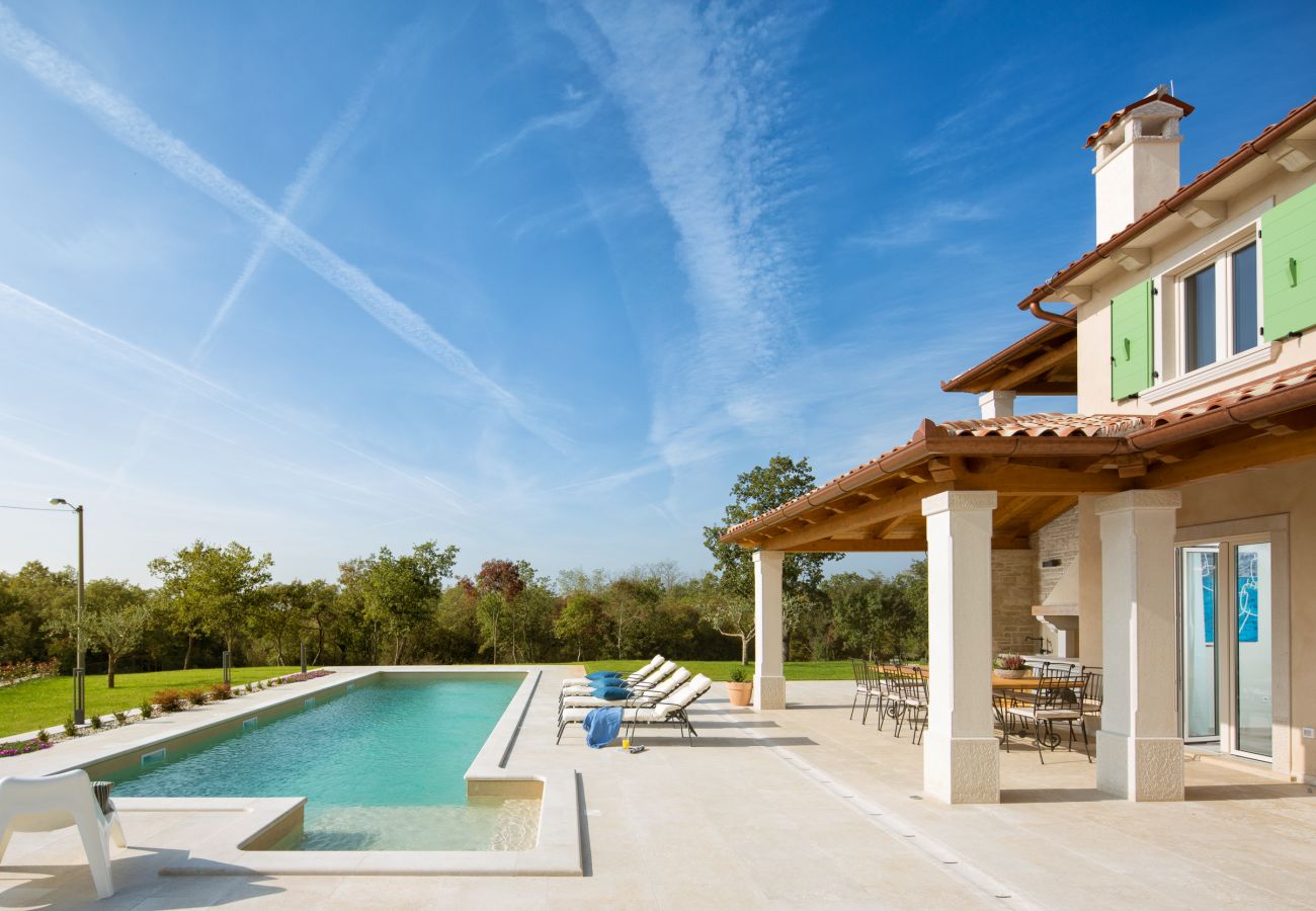 Villa in Karojba - Villa Ovi