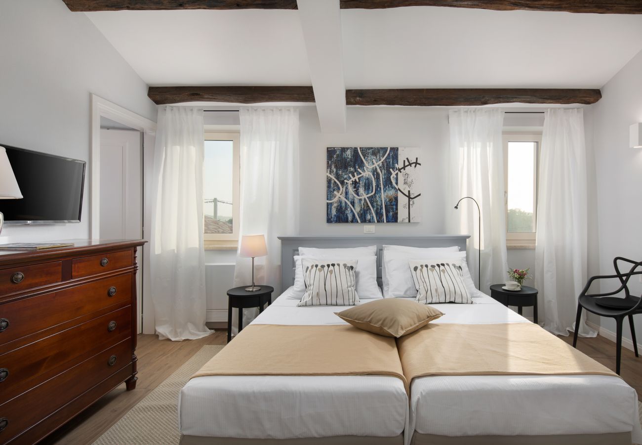 Villa in Karojba - Villa Ovi