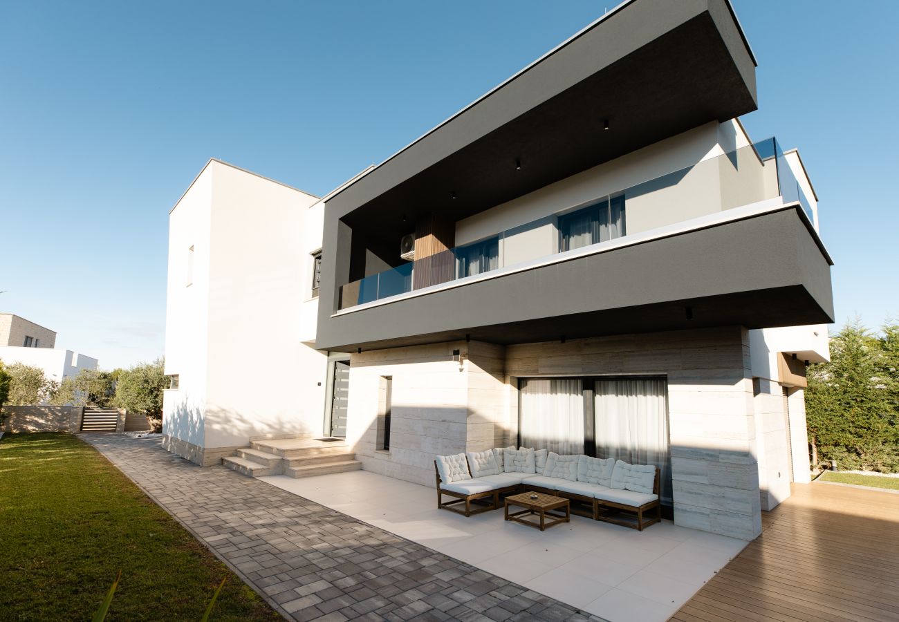 Villa in Vir - Villa Positiva with heated pool