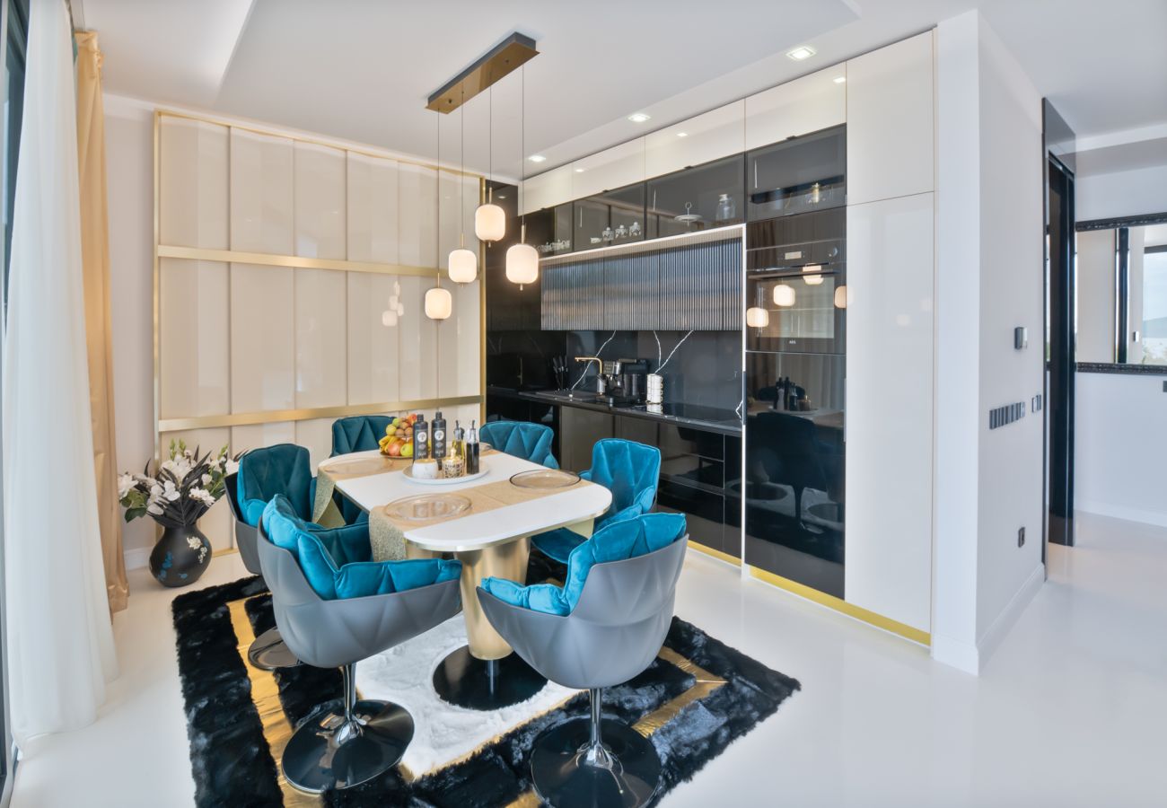 Villa in Zadar - Luxury Matos Estate with heated pool