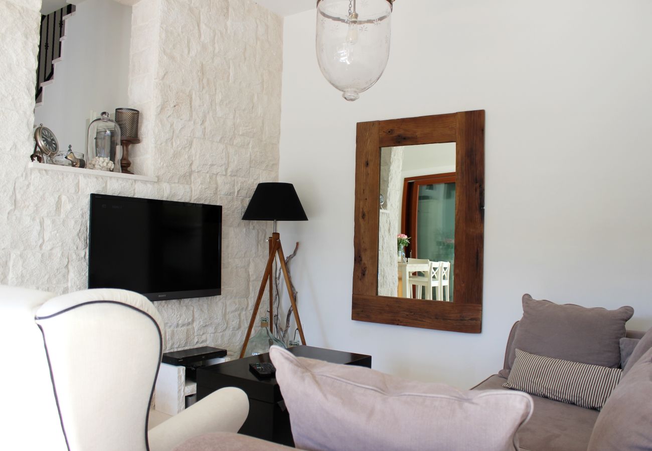 Villa in Milna - Seafront Villa Marella