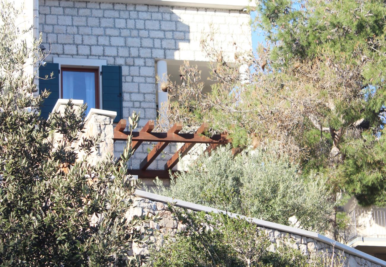 Villa in Milna - Seafront Villa Marella