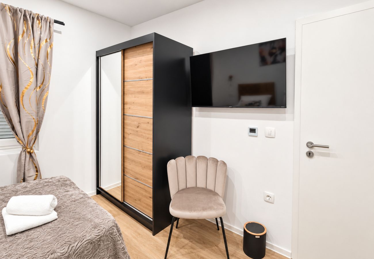 Apartment in Vir - Apartment Perla