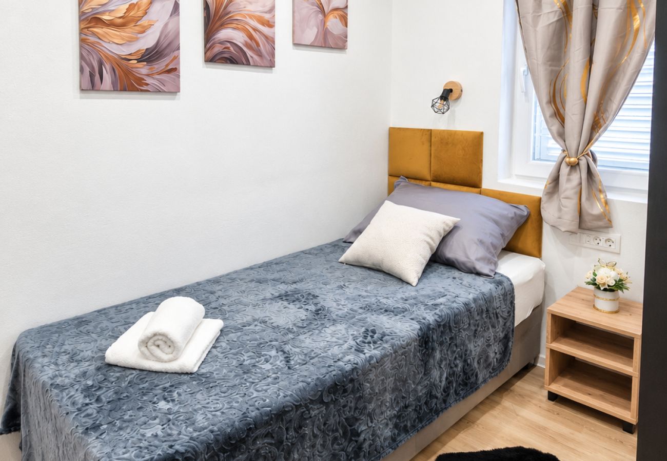 Apartment in Vir - Apartment Perla