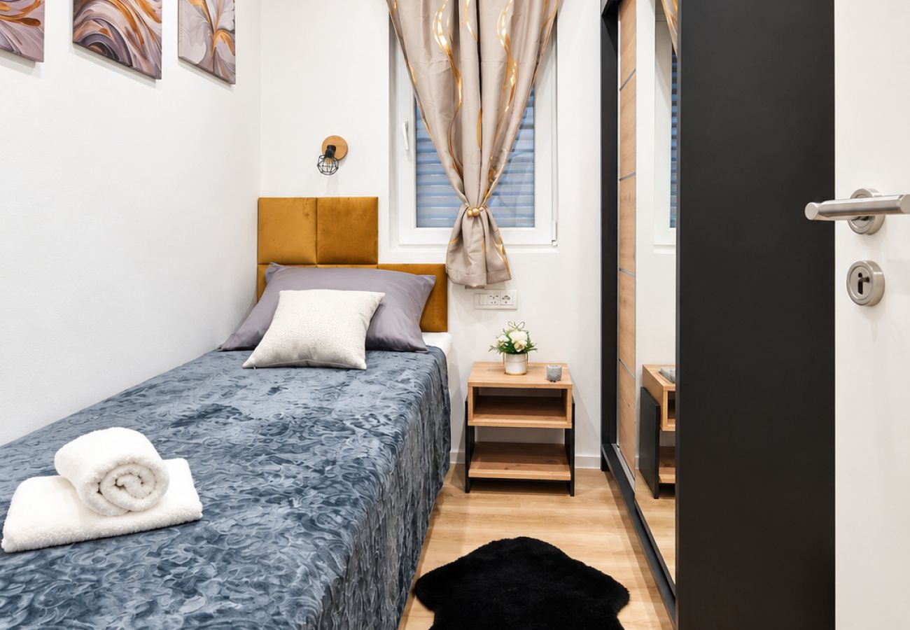 Apartment in Vir - Apartment Perla