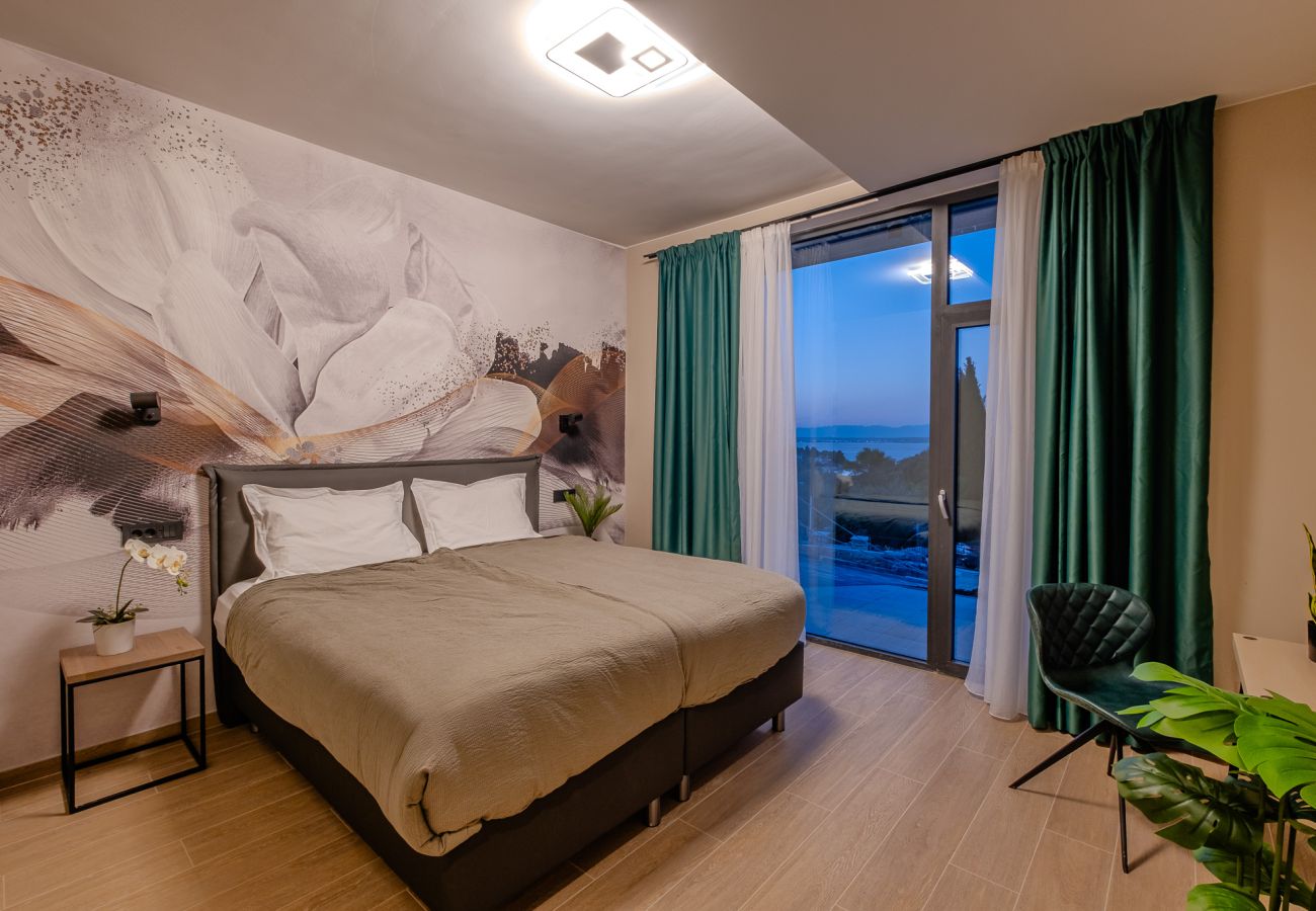 Villa in Ždrelac - Deluxe Villa Supreme Pašman with heated pool