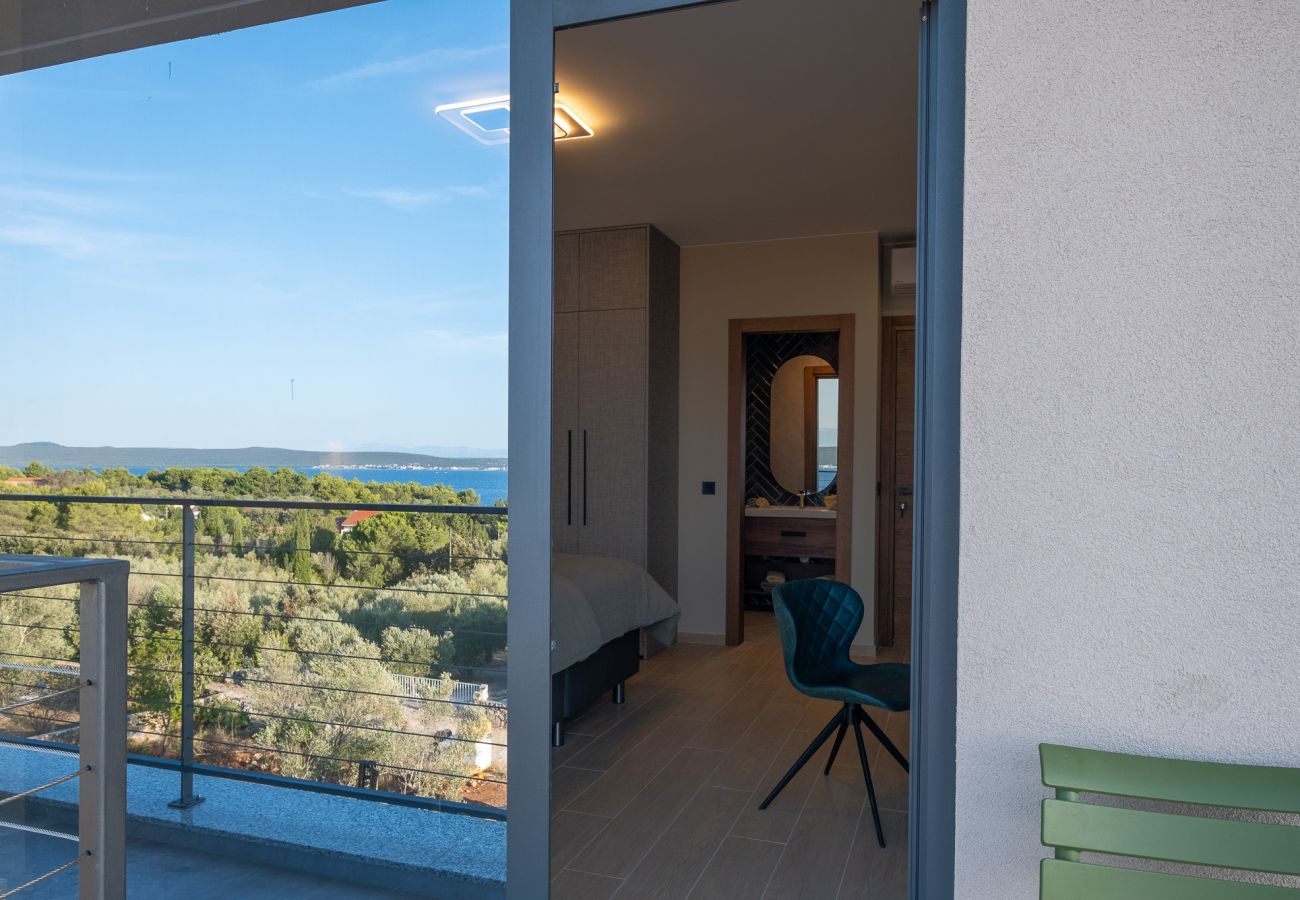 Villa in Ždrelac - Deluxe Villa Supreme Pašman with heated pool