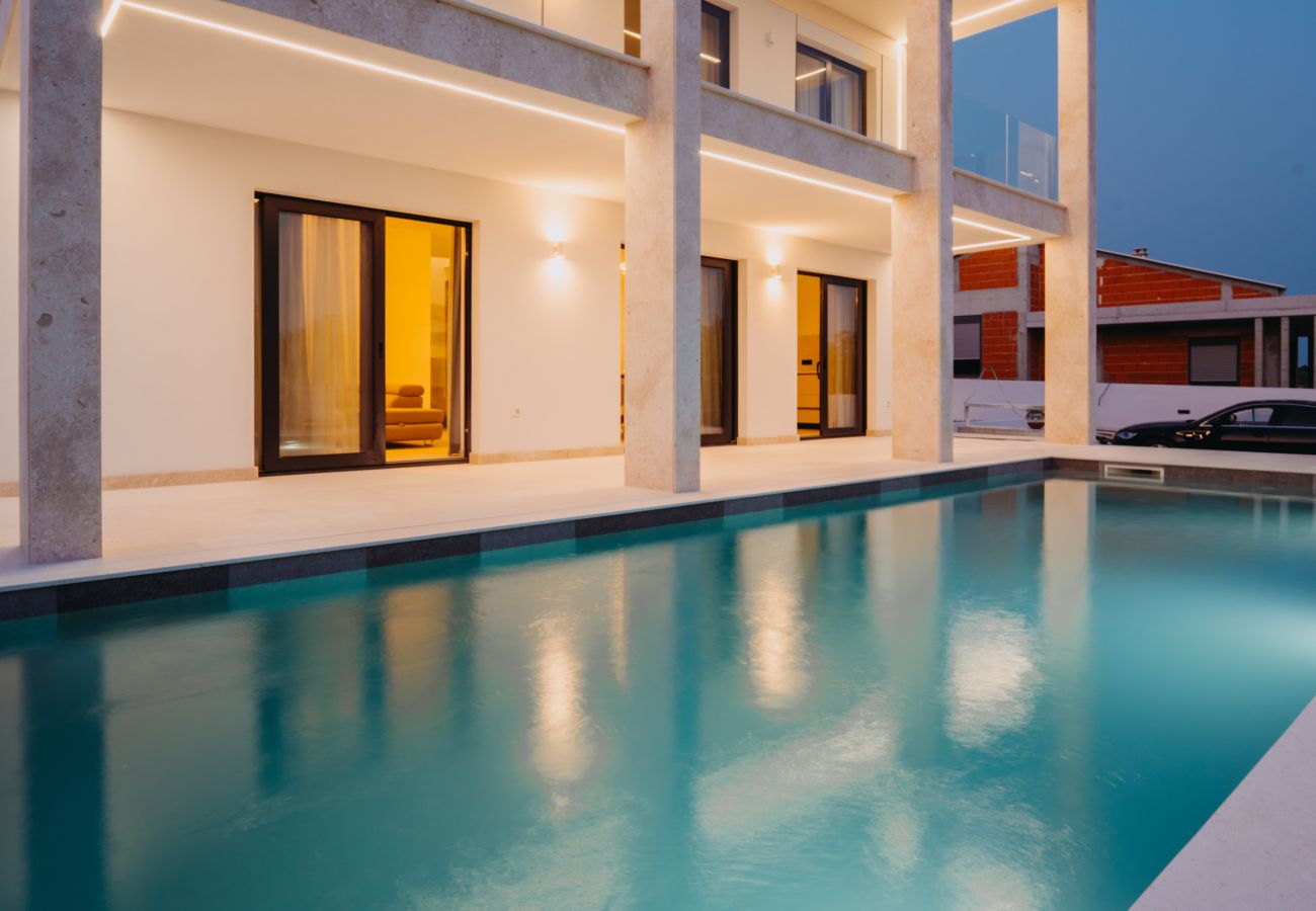 Villa in Turanj - Seaview Villa Turnea