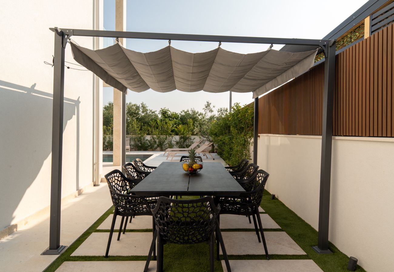 Villa in Turanj - Seaview Villa Turnea