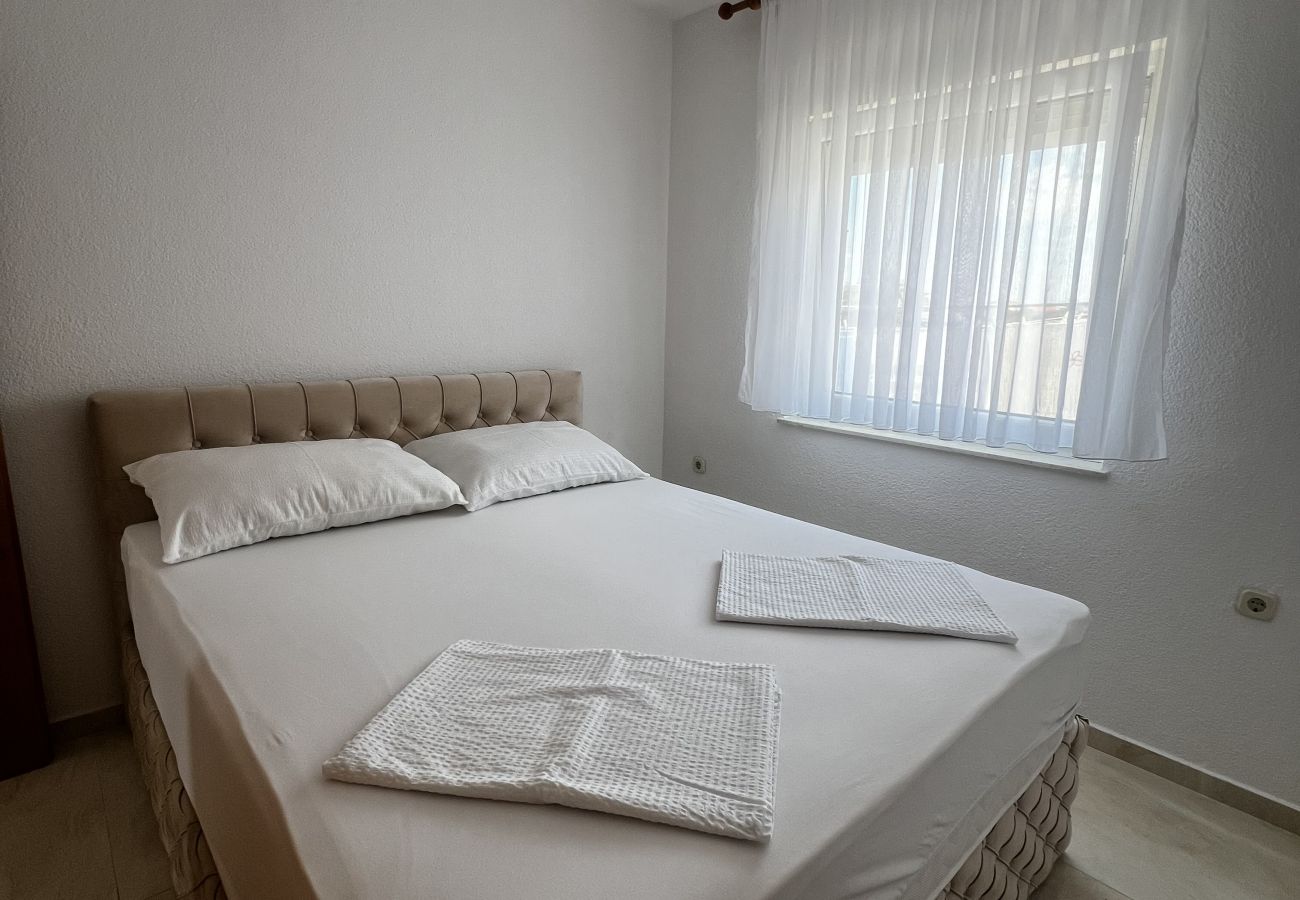 Apartment in Vir - Apartment Lavaran 1