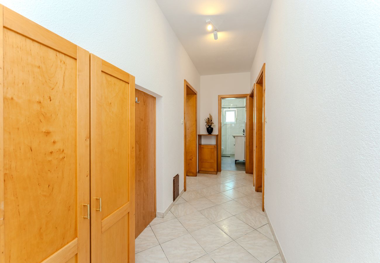 Apartment in Vir - Apartment Lavaran 1