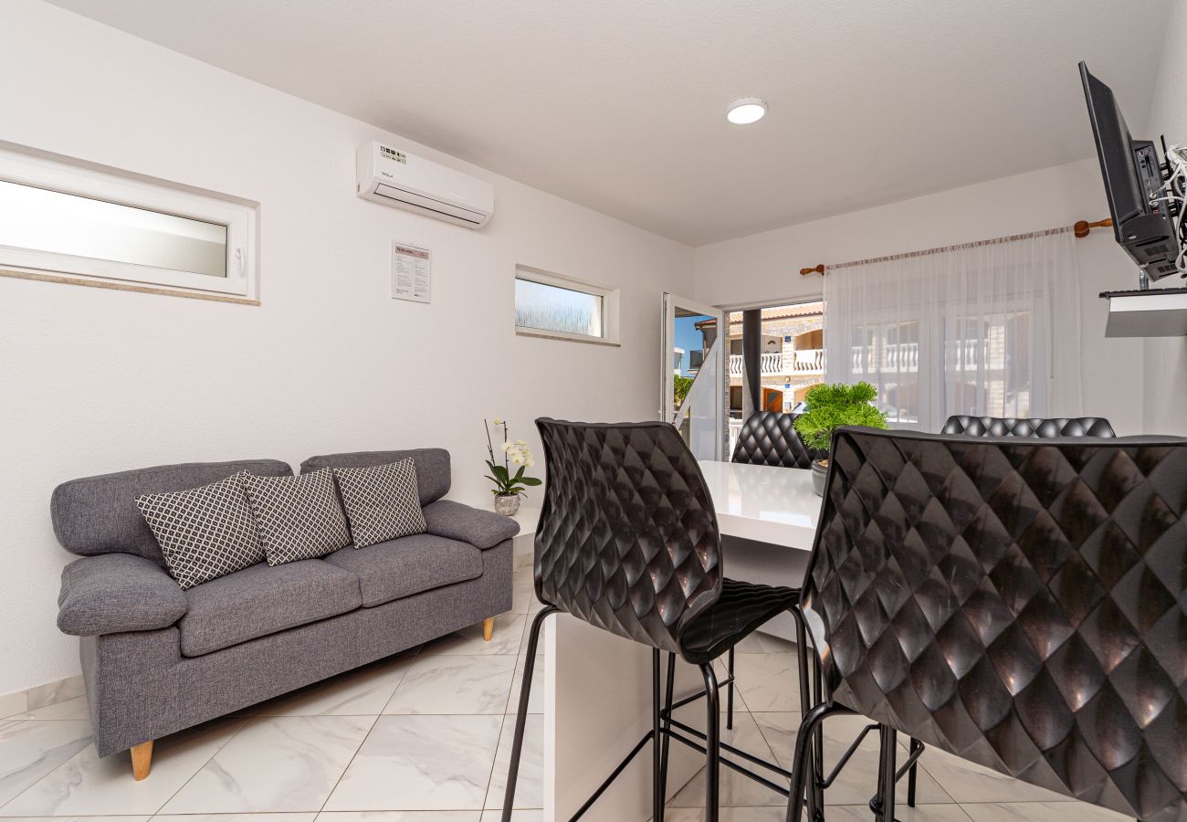Apartment in Vir - Apartment Lavaran 2