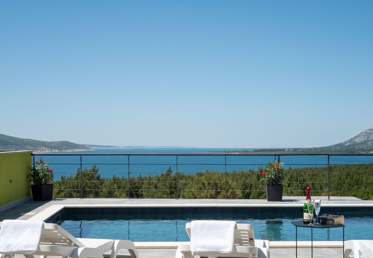 Villa in Rovanjska - Villa Green Horizon with sea view