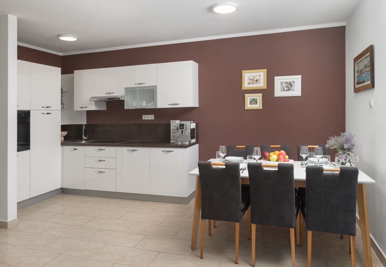 Villa in Rovanjska - Villa Green Horizon with sea view