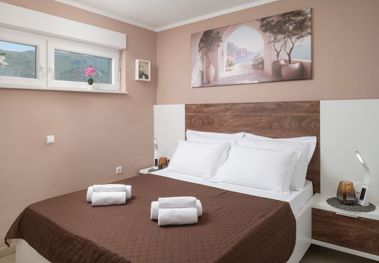 Villa in Rovanjska - Villa Green Horizon with sea view