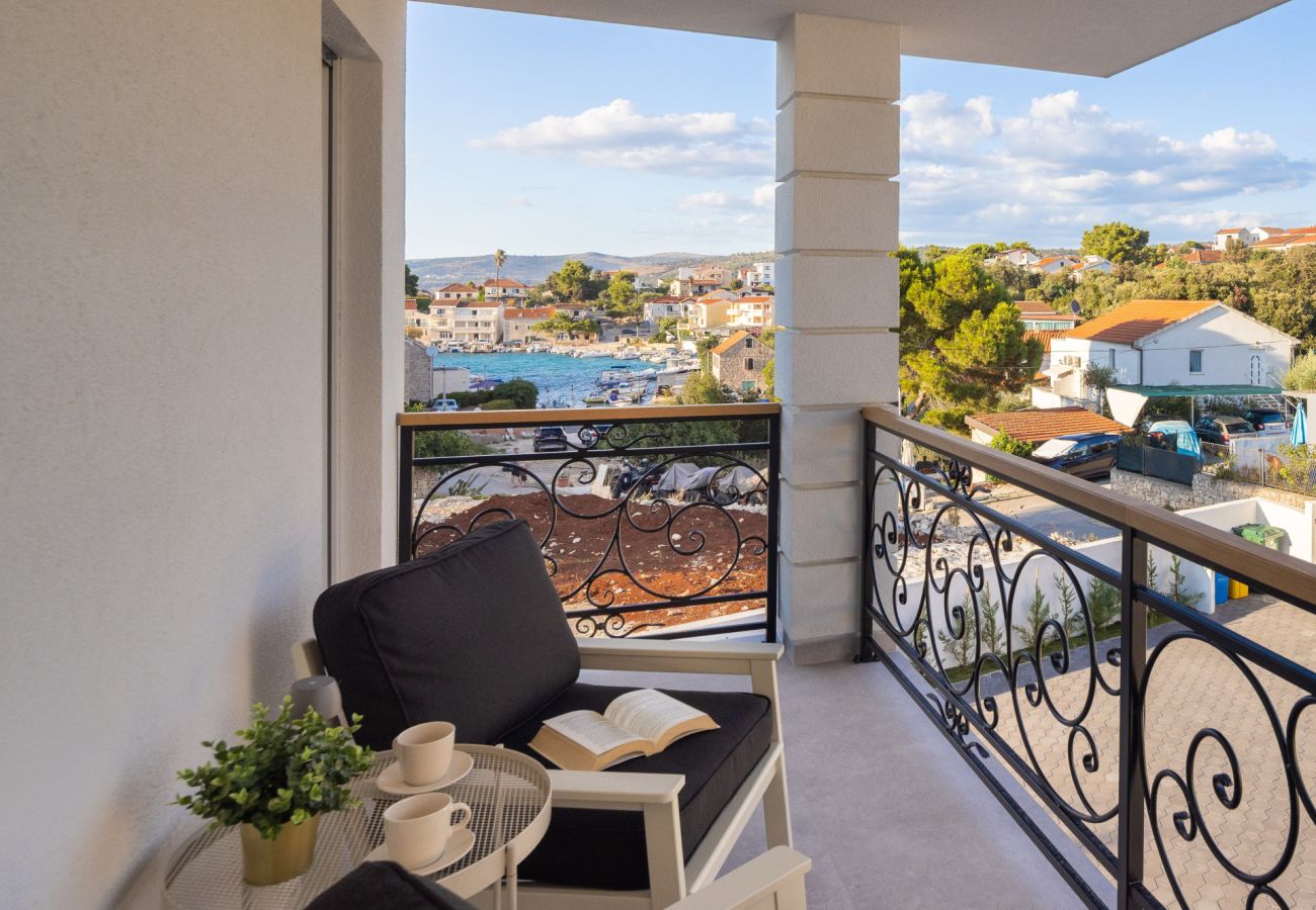 Villa in Ražanj - Villa Verde Ražanj with heated pool