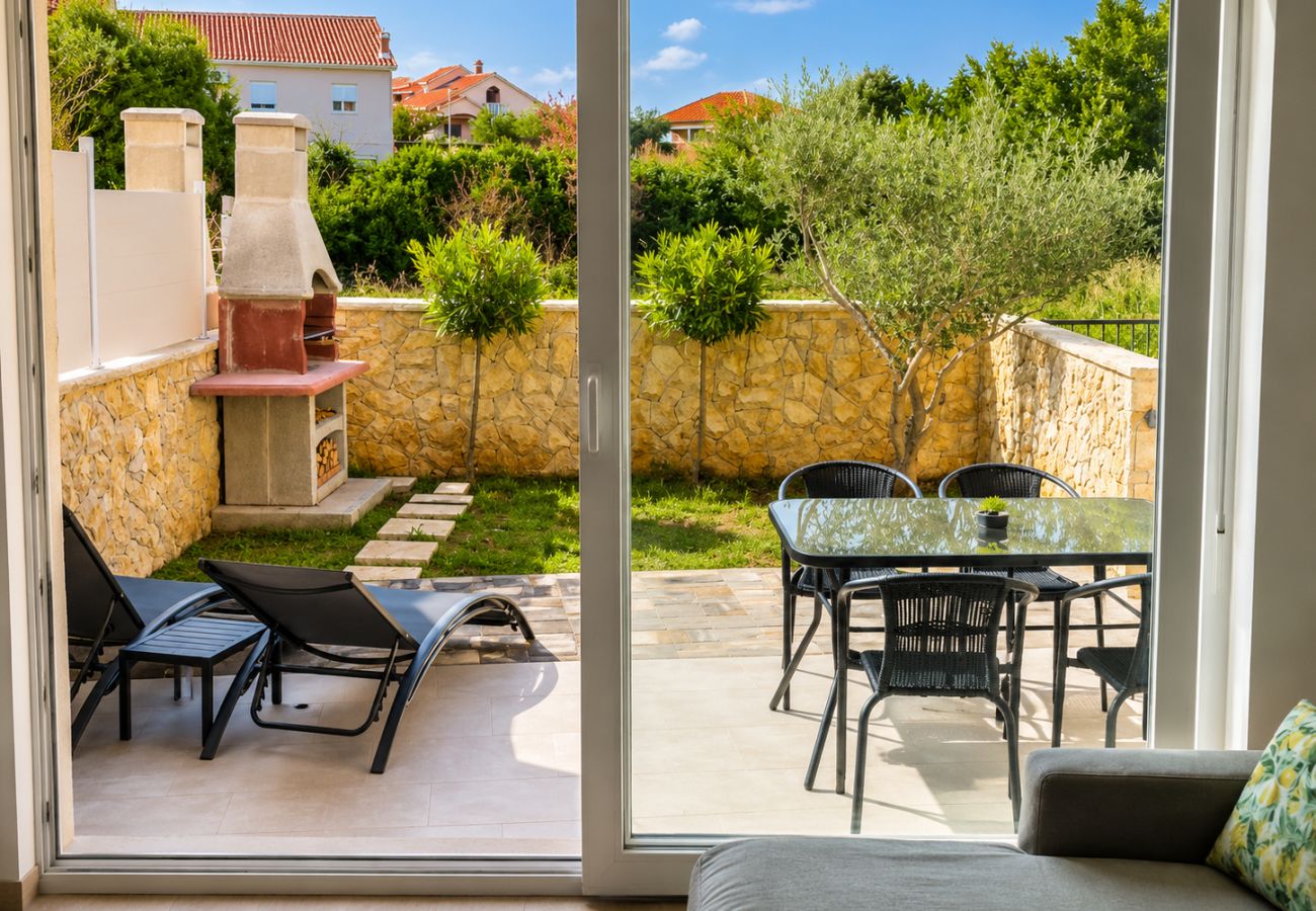 Apartment in Zaton - Apartment Mariner 1 with heated pool