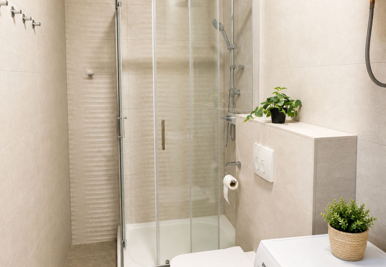 Apartment in Zaton - Apartment Mariner 1 with heated pool