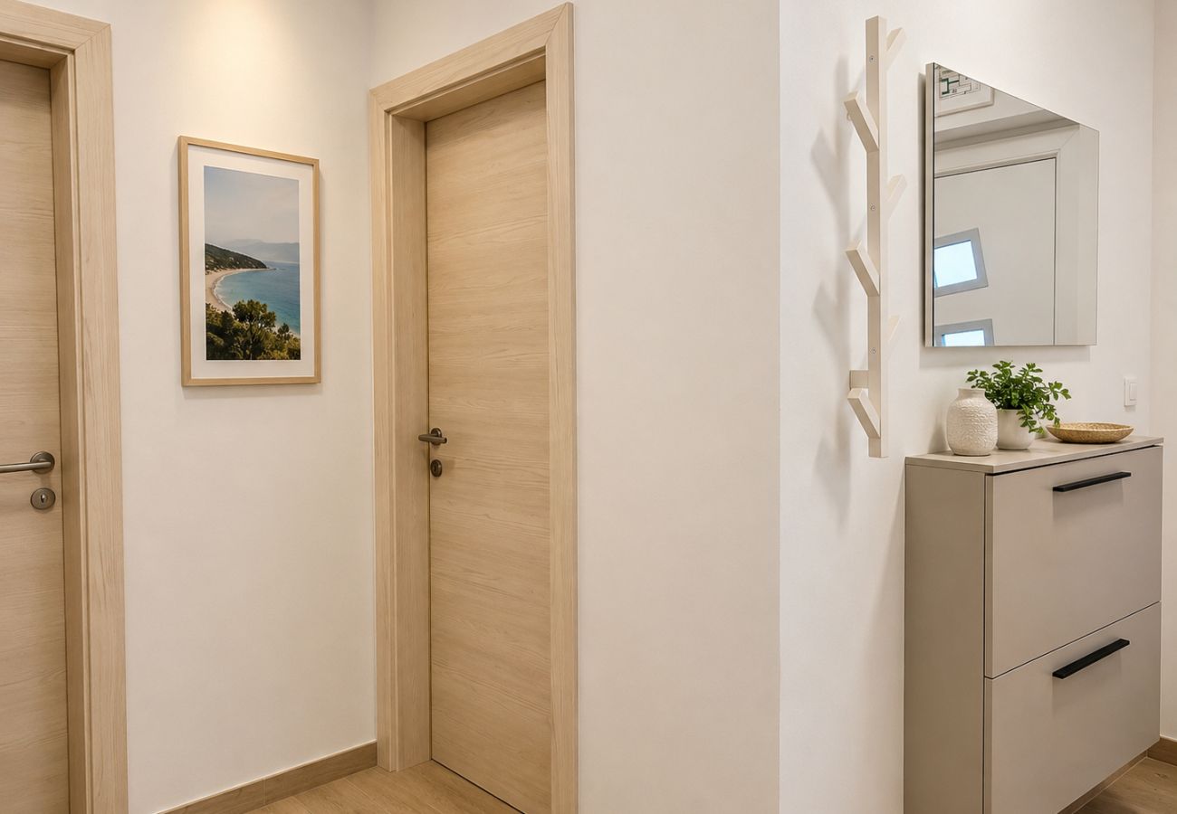 Apartment in Zaton - Apartment Mariner 1 with heated pool
