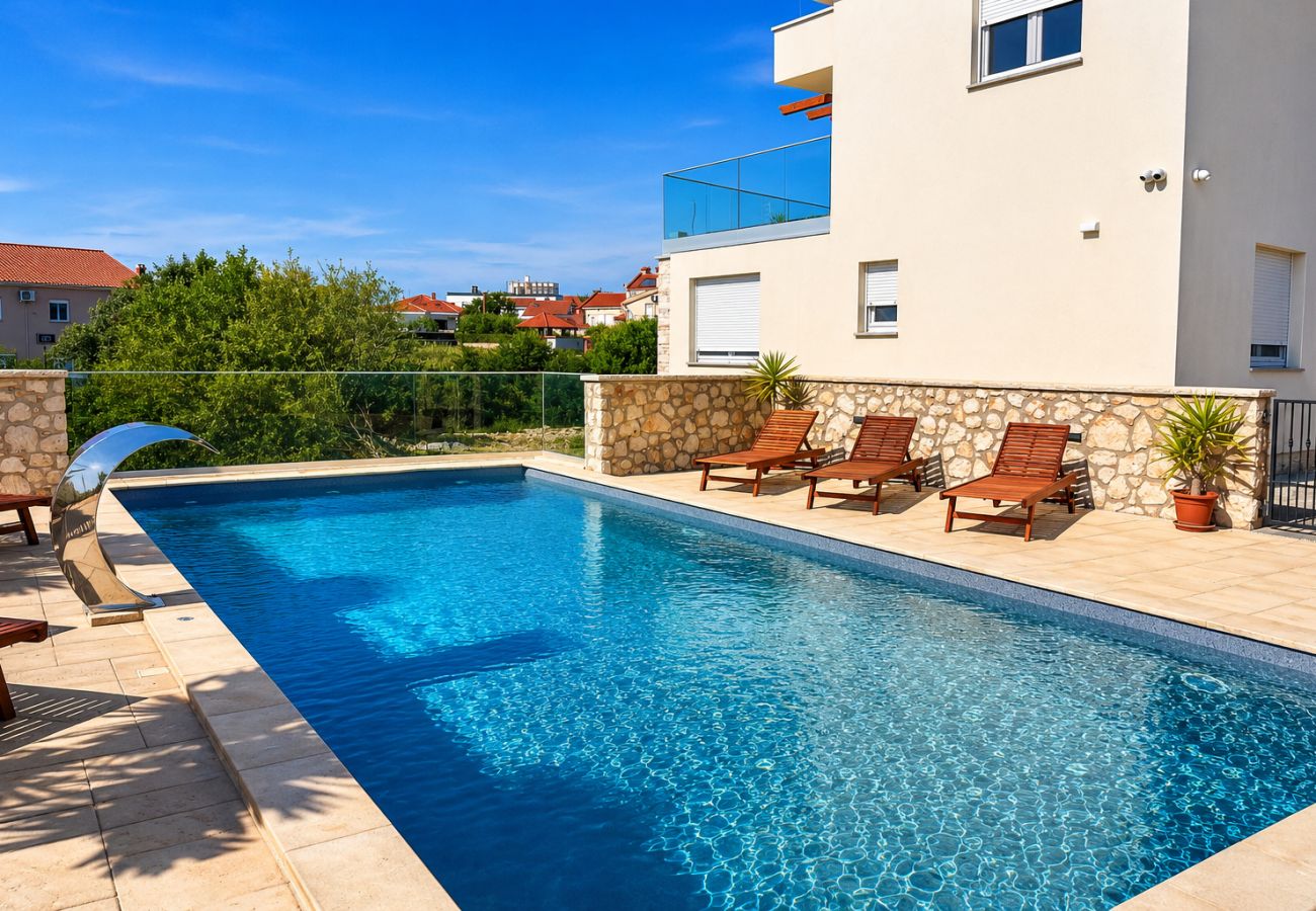 Apartment in Zaton - Apartment Mariner 1 with heated pool
