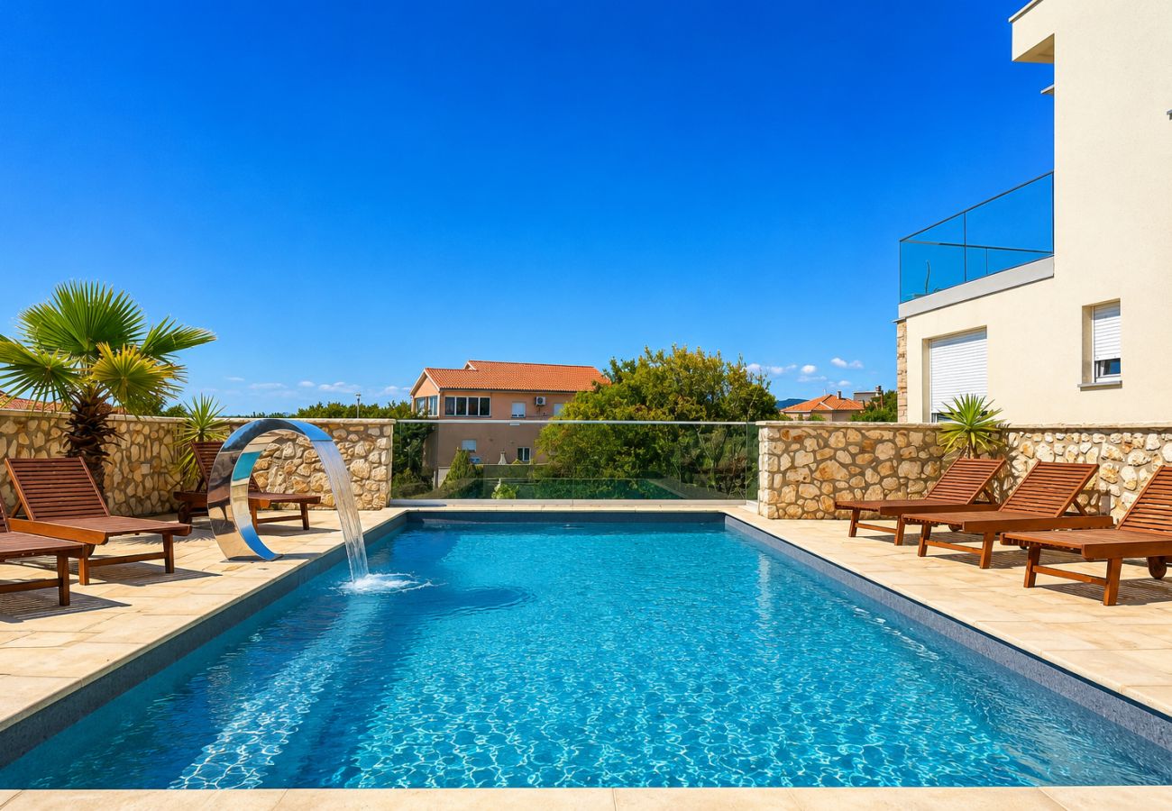 Apartment in Zaton - Apartment Mariner 2 with heated pool