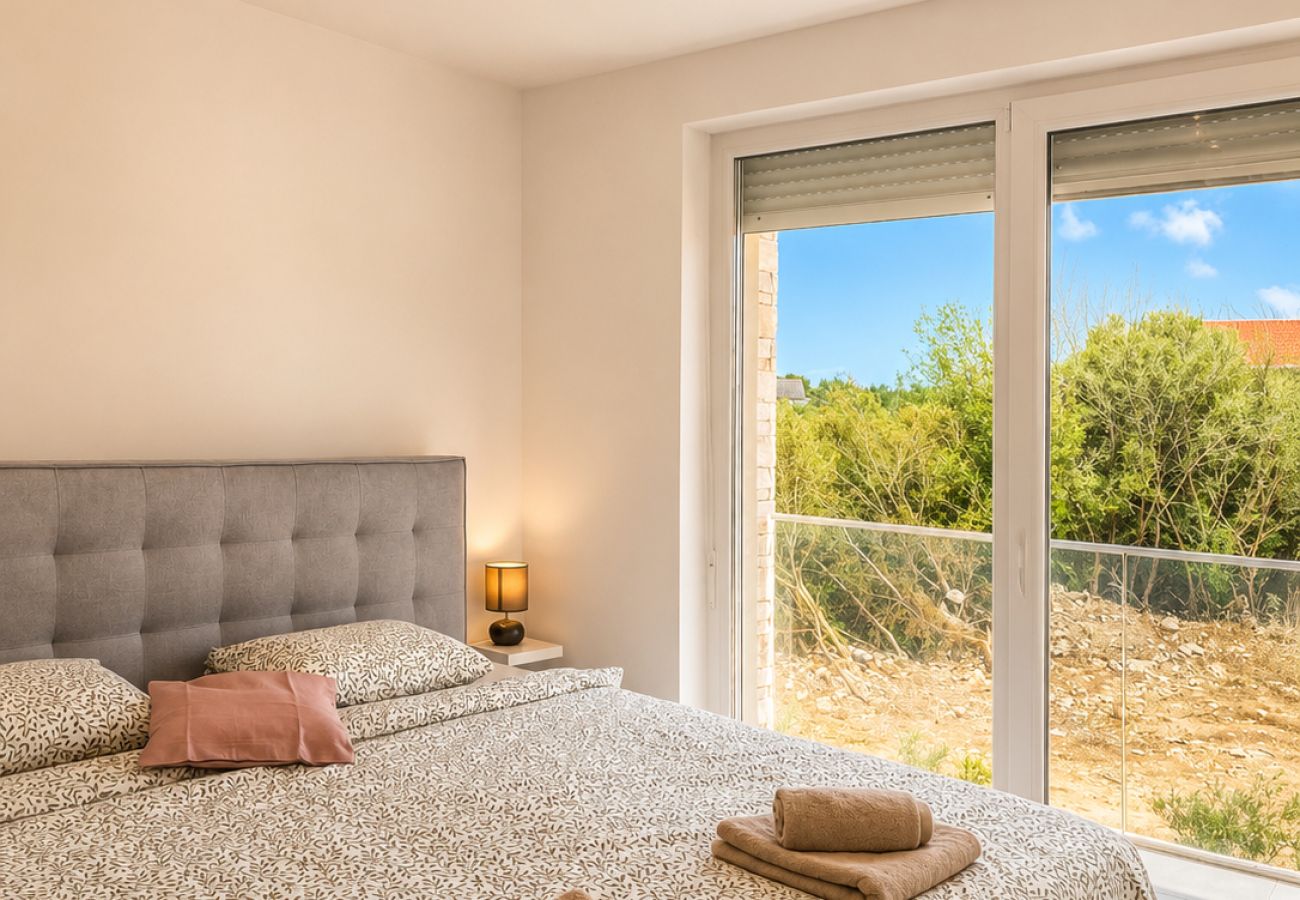 Apartment in Zaton - Apartment Mariner 2 with heated pool