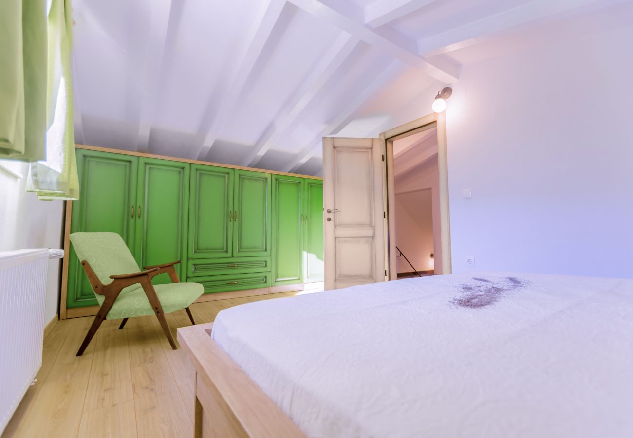 Villa in Duge Njive - Rustic Villa Fragola with heated pool