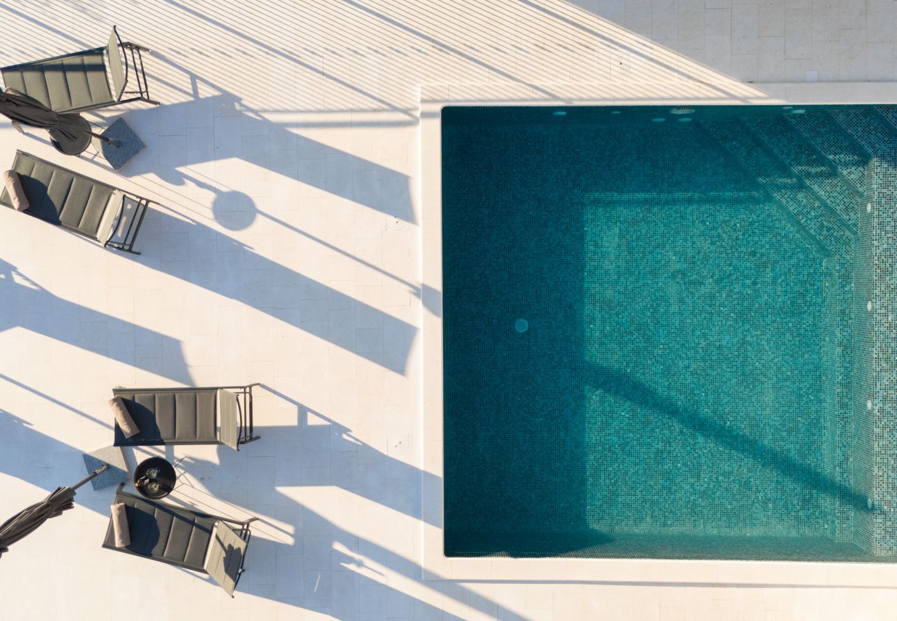 Villa in Sevid - Villa La Fortezza with sea view