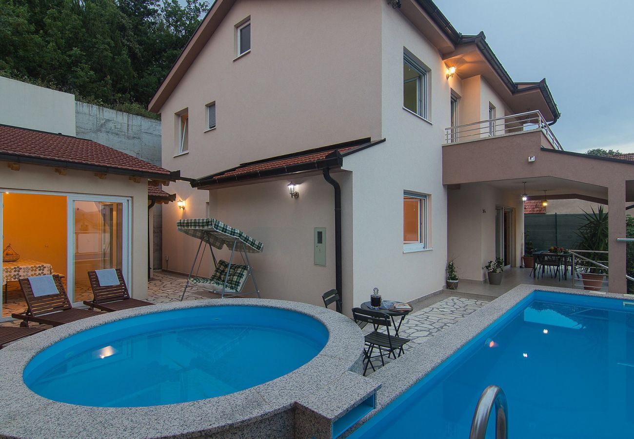 House in Vrgorac - Holiday Home Vele with pool