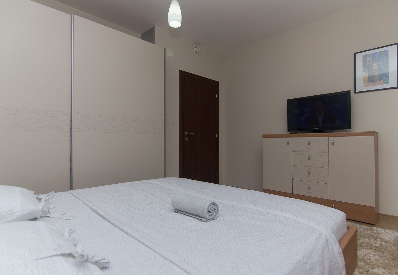 House in Vrgorac - Holiday Home Vele with pool