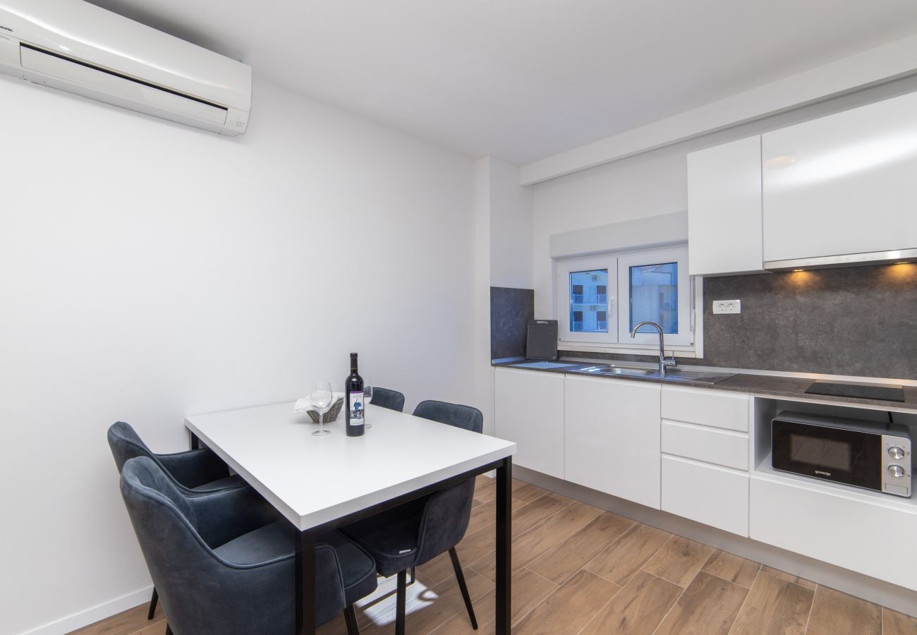 Apartment in Gradac - Altiora Prestige Residence 201