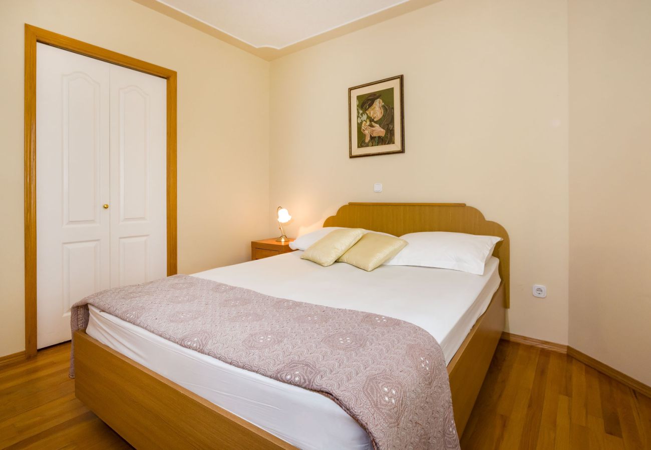 Apartment in Zaton - Beachfront apartment Mareo 3