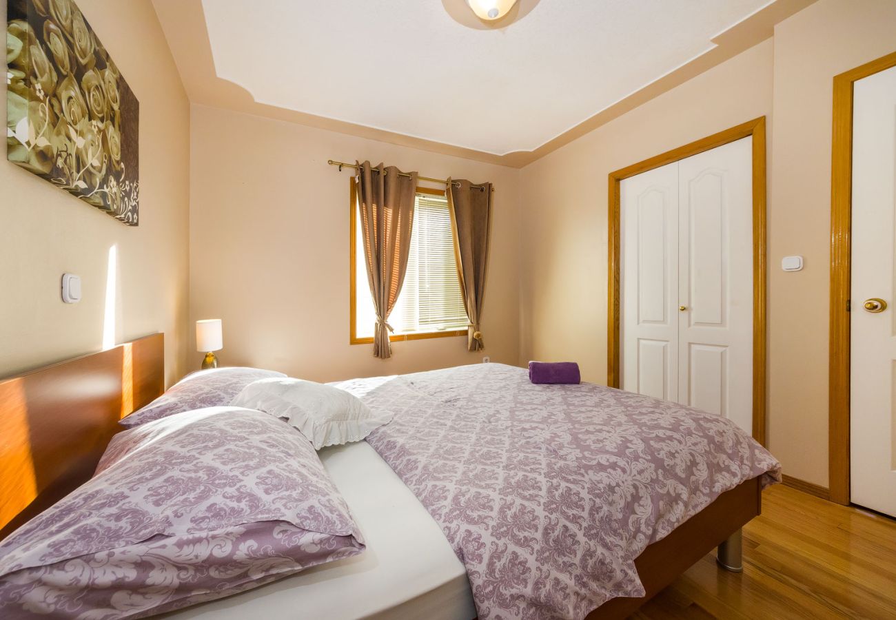 Apartment in Zaton - Beachfront apartment Mareo 4