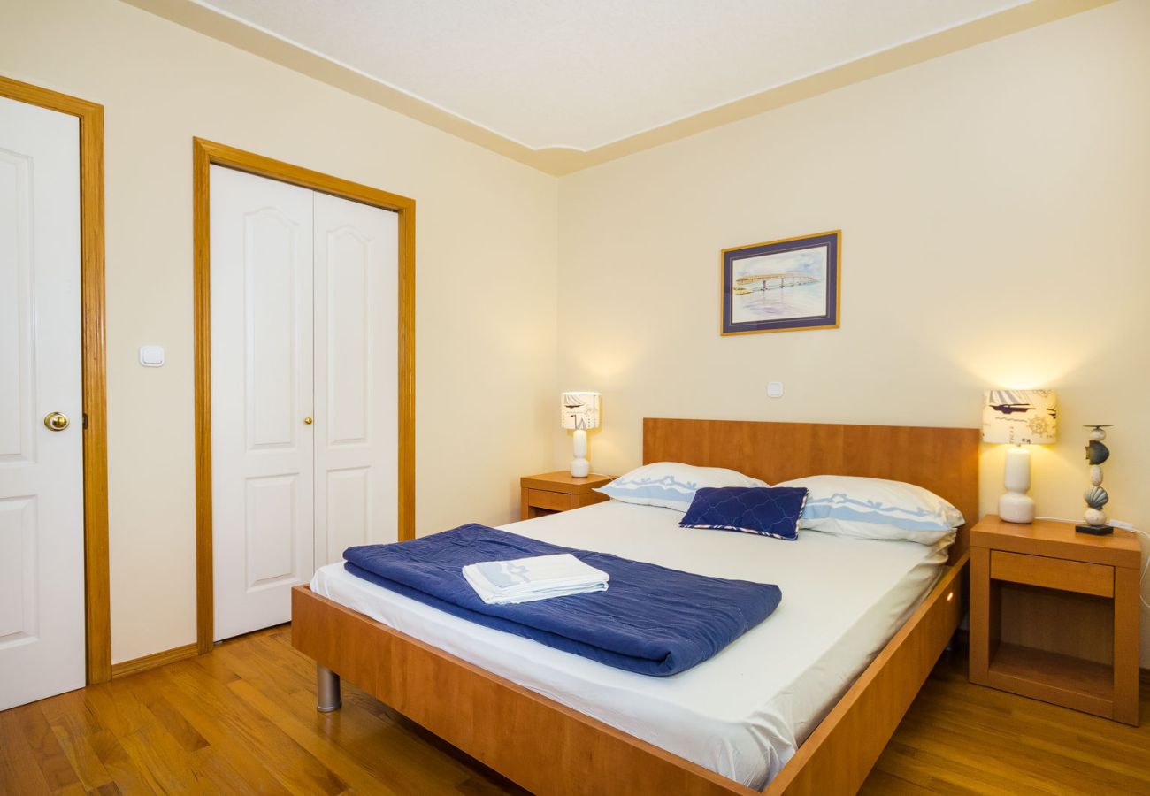 Apartment in Zaton - Beachfront apartment Mareo 5