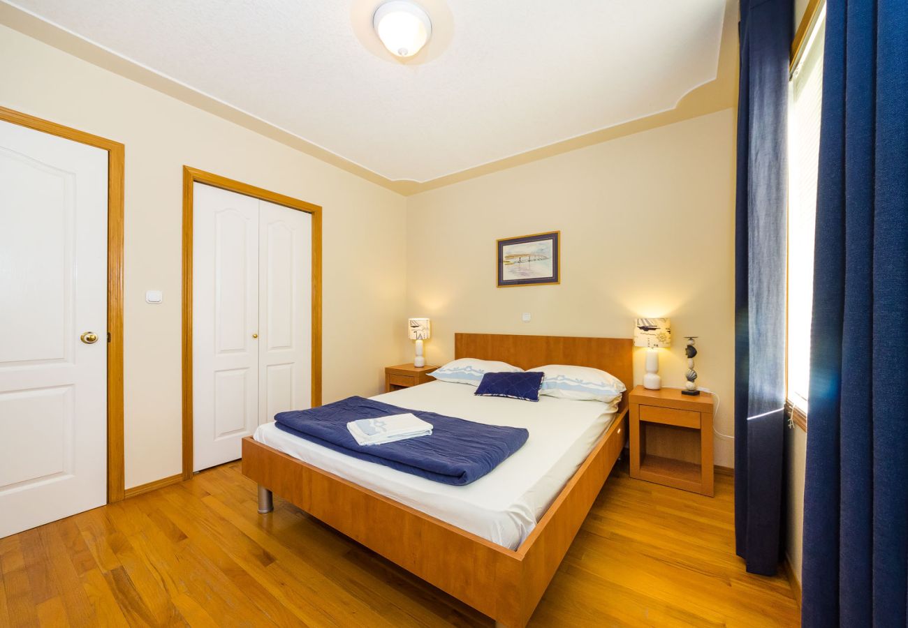 Apartment in Zaton - Beachfront apartment Mareo 5