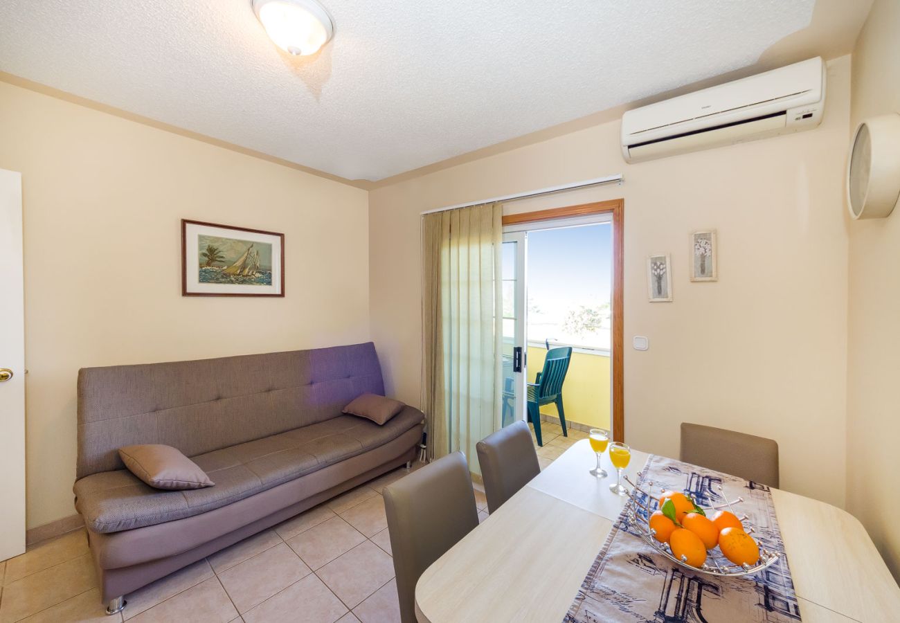 Apartment in Zaton - Beachfront apartment Mareo 5