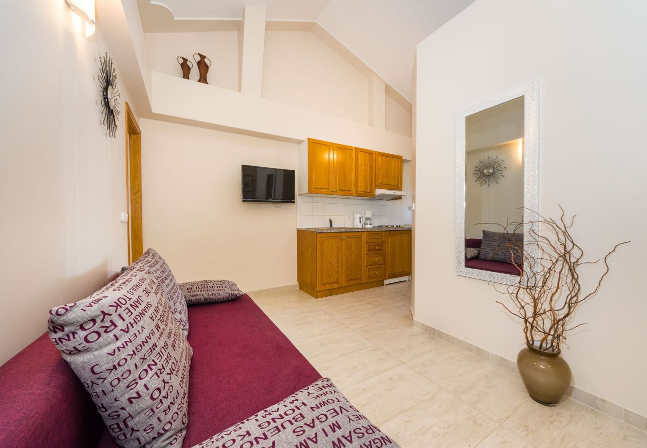 Apartment in Zaton - Beachfront apartment Mareo 6