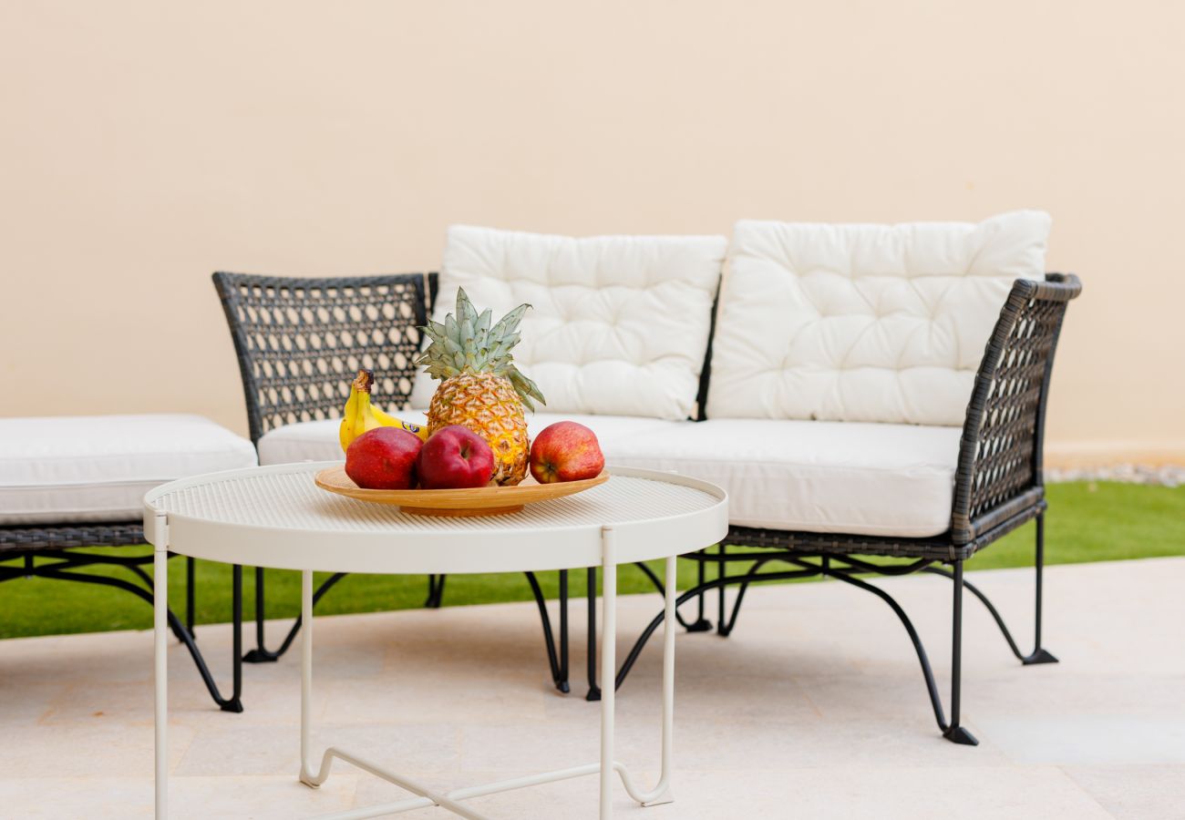 House in Galižana - Holiday Home Fulia with pool