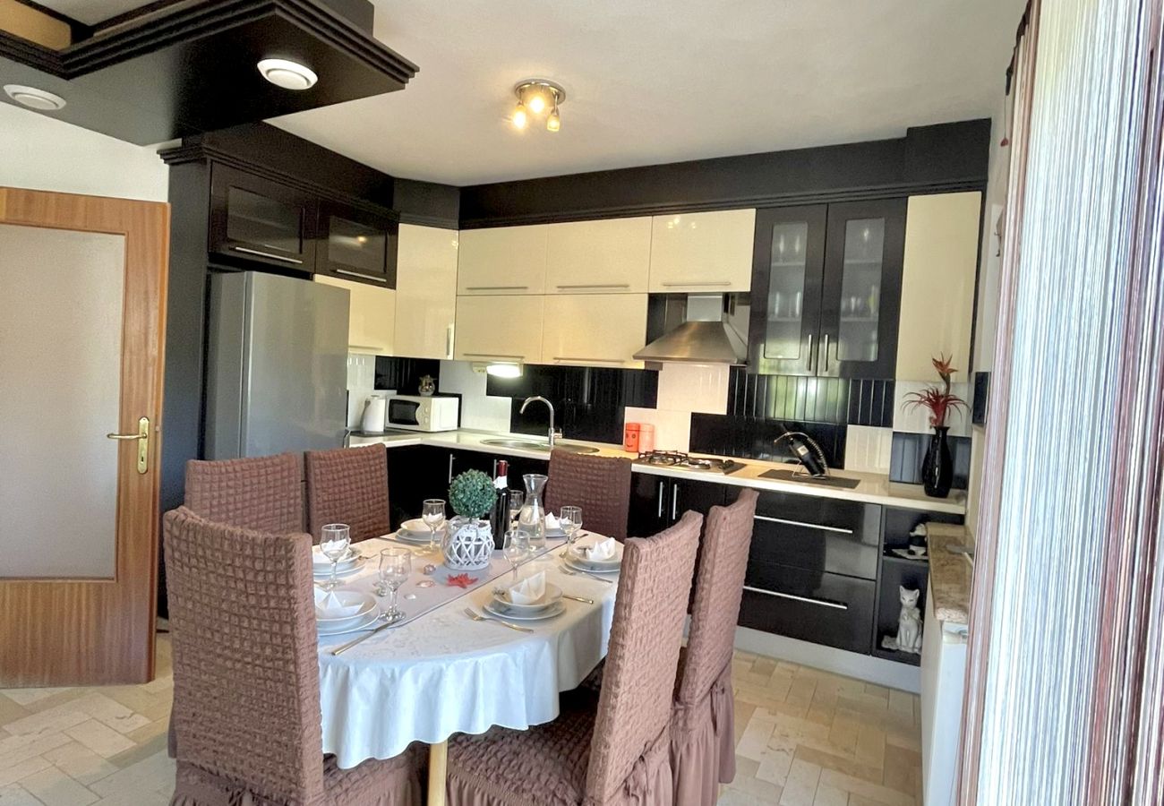 House in Vrgorac - Holiday Home Rocca with pool