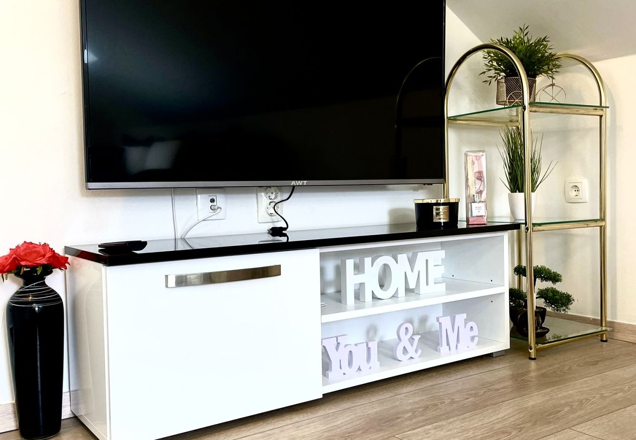 House in Vrgorac - Holiday Home Rocca with pool