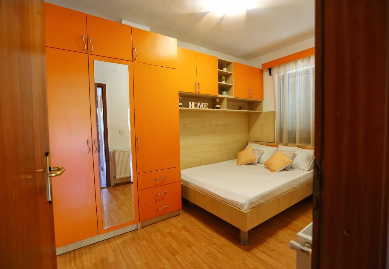 House in Vrgorac - Holiday Home Rocca with pool