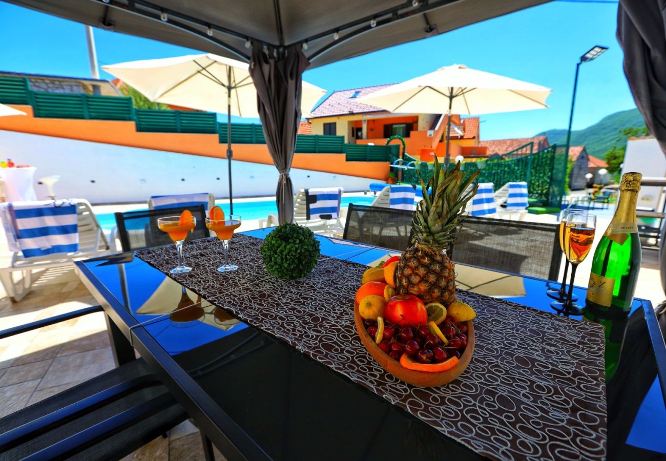 House in Vrgorac - Holiday Home Rocca with pool